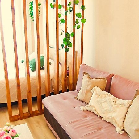 Apartament Nyx Floreşti Εξωτερικό φωτογραφία